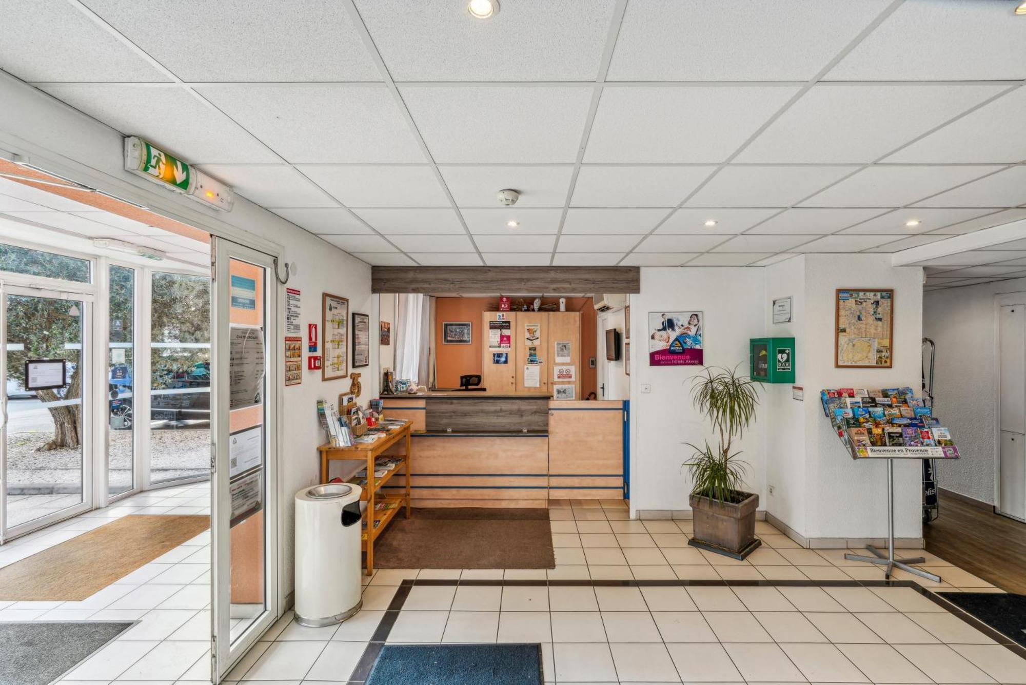 Hotel Akena Chateaurenard - Parc Des Expositions Avignon Экстерьер фото